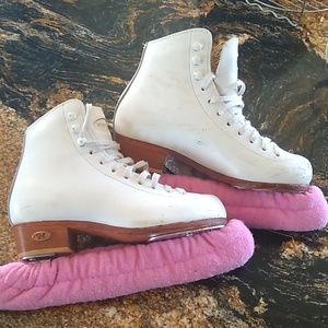 Riedell Figure skates size 2